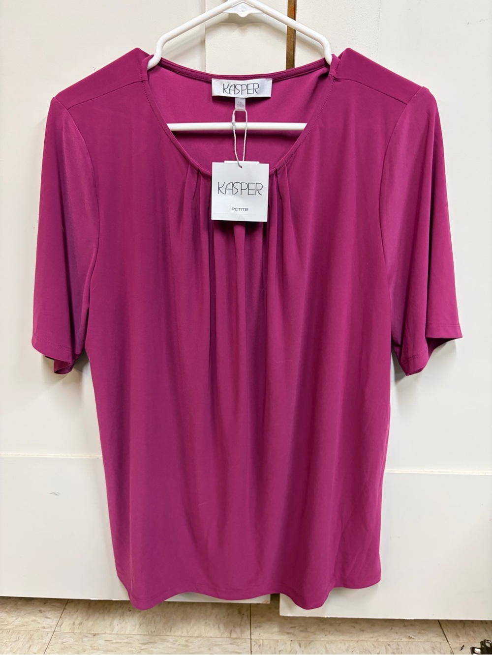 Kasper Women's Petite Berry Short Sleeve Blouse
